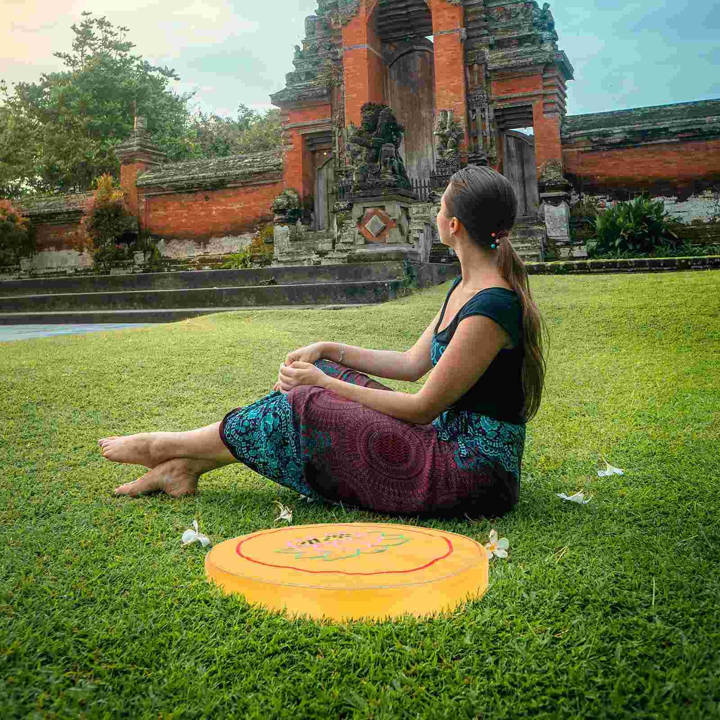 Meditation Cushion: Zafu Tatami Floor Pillow