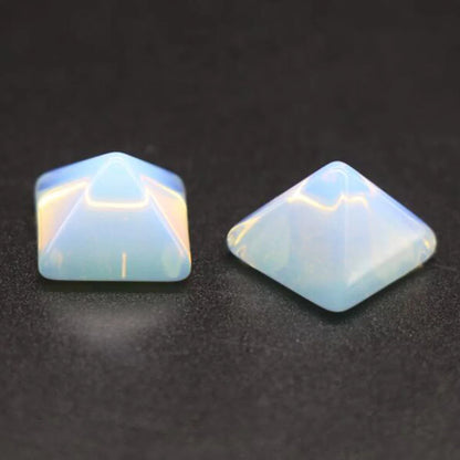 Healing Stones: Crystal Quartz Pyramid - Healing Stone Chakra Decor Gift