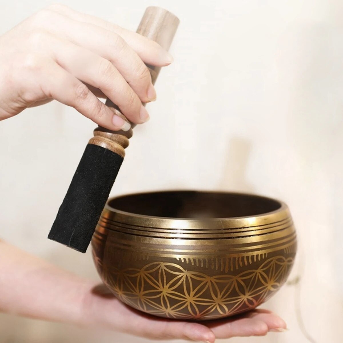 Tibetan Singing Bowl Set - Meditation & Stress Relief Gift