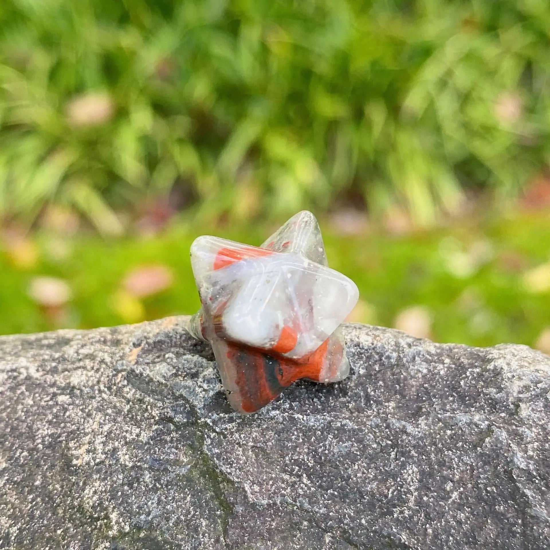 Healing Crystals: Natural Stone Merkaba Star - Sacred Meditation Energy Crystal