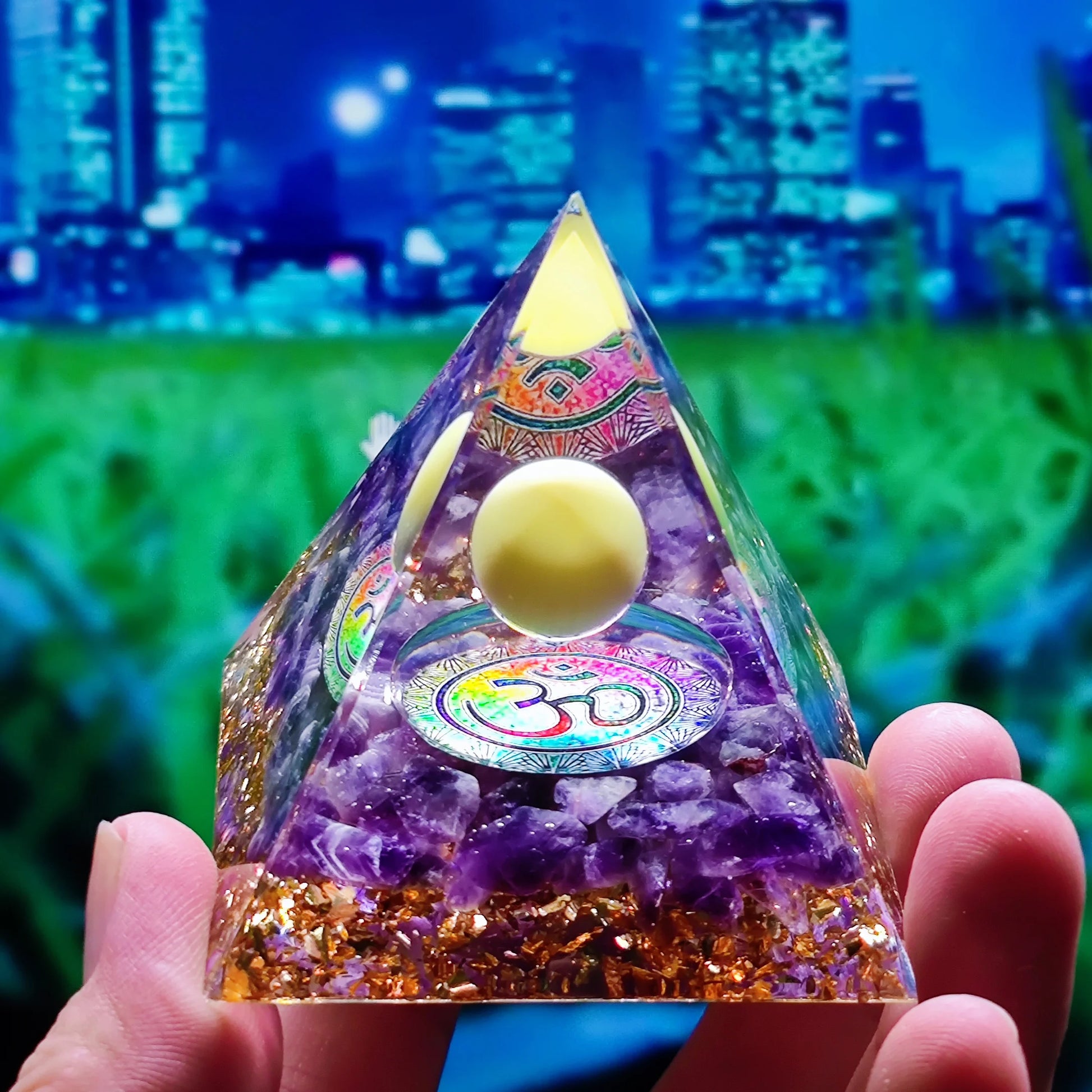 Healing Stones: Orgonite Pyramid Crystals - Healing Reiki Chakra Decor