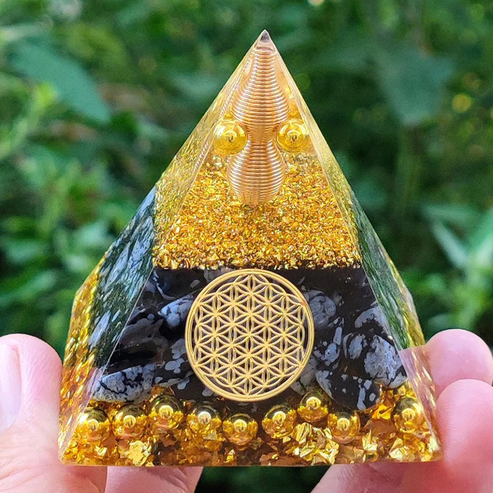 Healing Stones: Orgonite Pyramid Crystals - Healing Reiki Chakra Decor