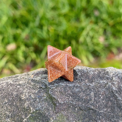 Healing Crystals: Natural Stone Merkaba Star - Sacred Meditation Energy Crystal