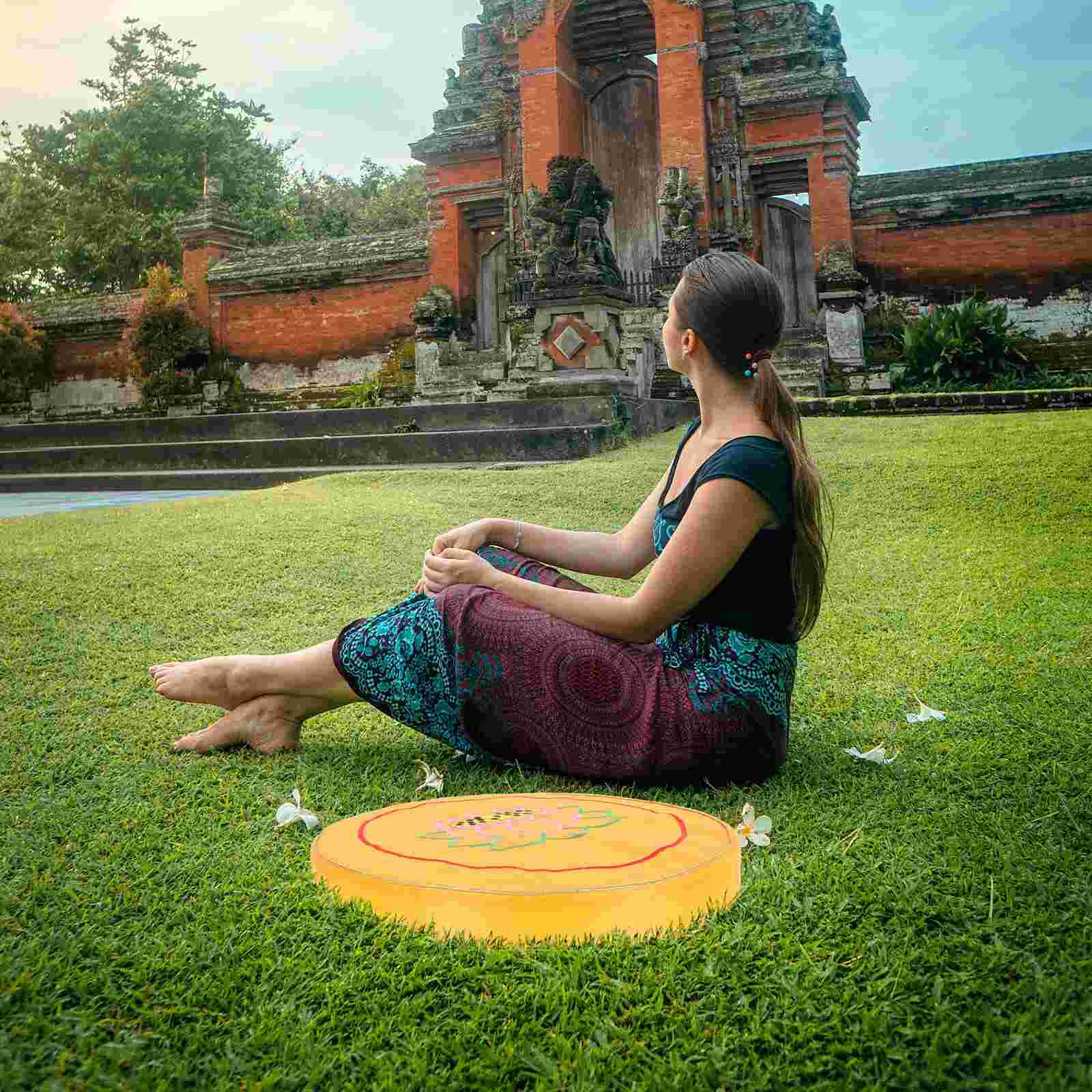 Meditation Cushion: Zafu Tatami Floor Pillow