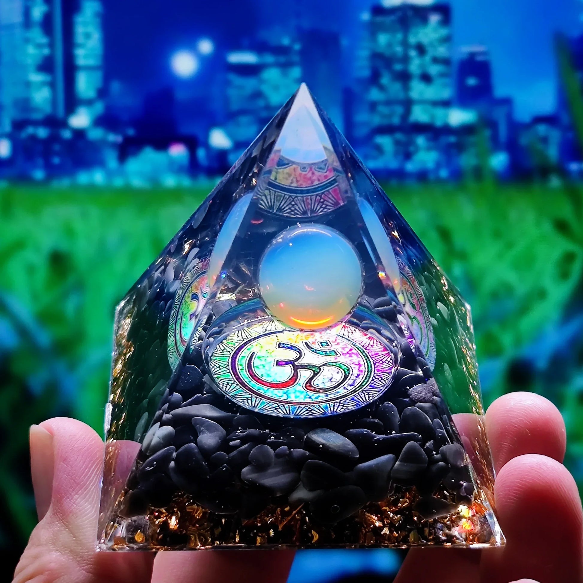 Healing Stones: Orgonite Pyramid Crystals - Healing Reiki Chakra Decor