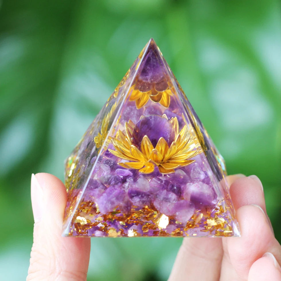 Healing Stones: Orgonite Pyramid Crystals - Healing Reiki Chakra Decor